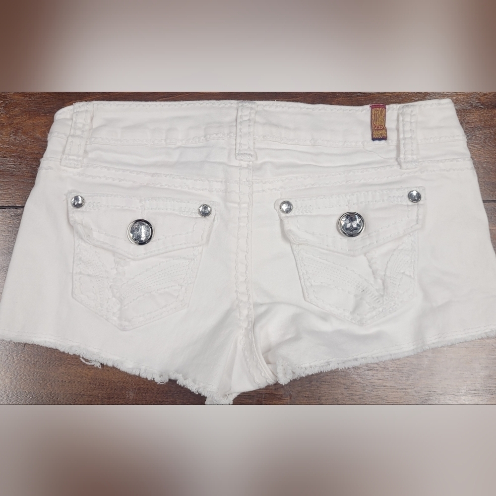 ZD 5 White Denim Shorts Five Pocket Zipper Fly Western Cowboy Distressed - Picture 2 of 4